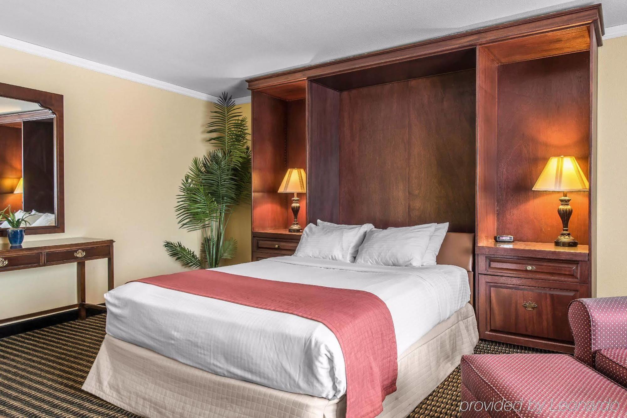 Travelodge By Wyndham Stratton Buitenkant foto