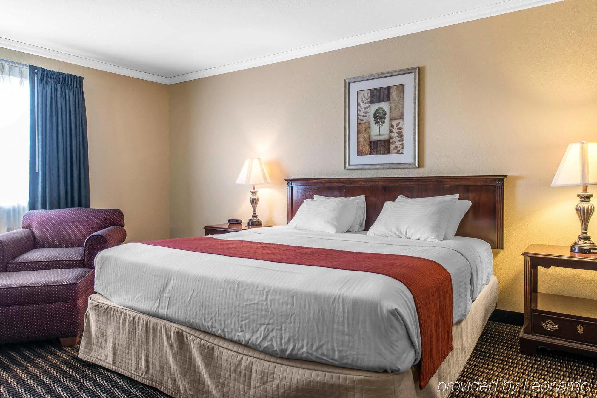 Travelodge By Wyndham Stratton Buitenkant foto